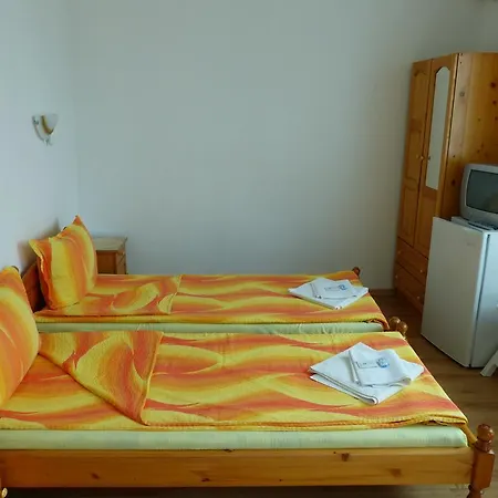 Vendégház Sunhouse 4*