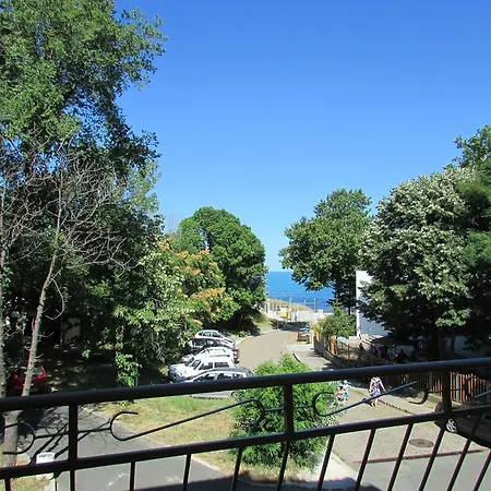 Sunhouse Vendégház