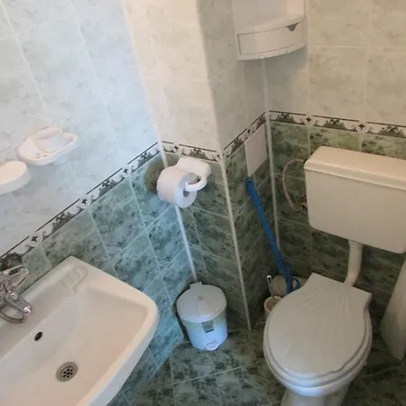 Sunhouse Guest house 2*