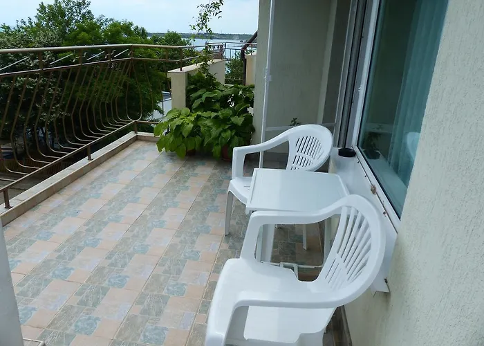 Sunhouse 4*